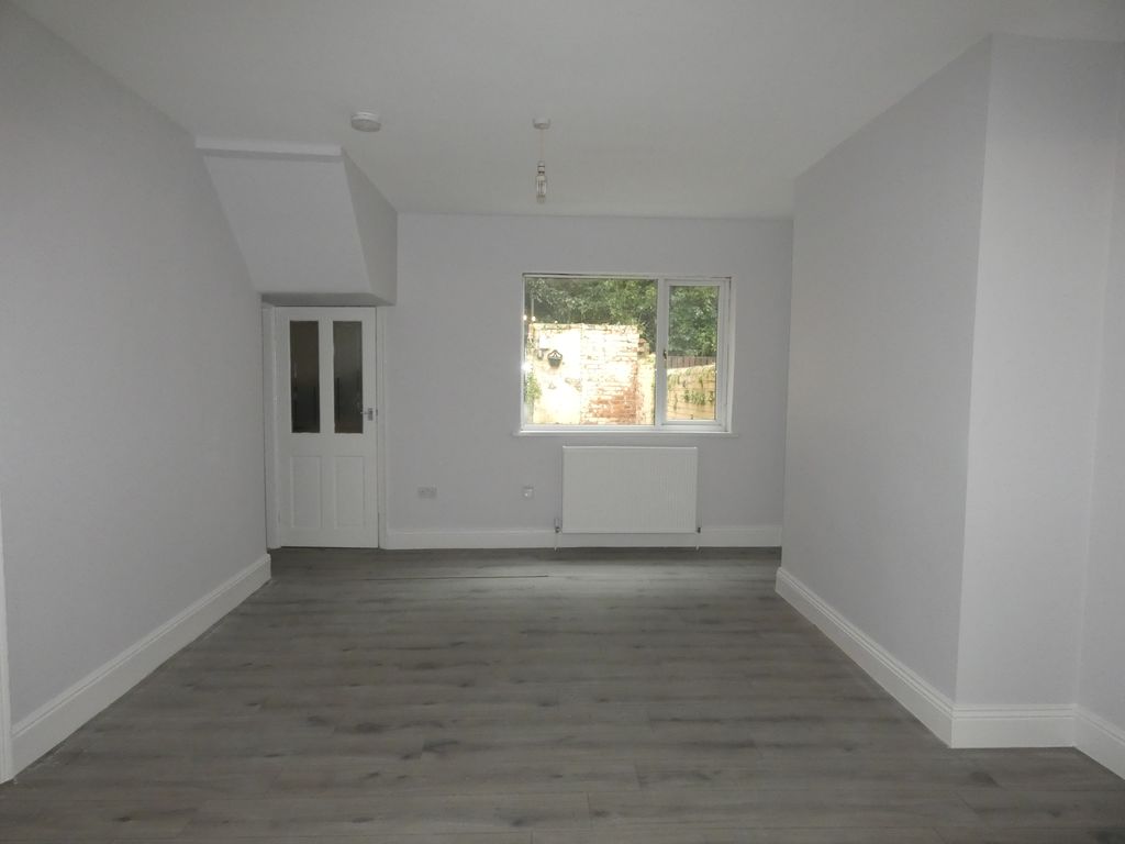 Dining Room- click for photo gallery